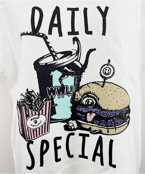 WORLD WIDE LOVE!(ワールドワイドラブ)の「デッドバガーセットTシャツ(Tシャツ/カットソー・レディース・グレイッシュブルー/トップグレー/オフホワイト・1)」の5枚目の写真