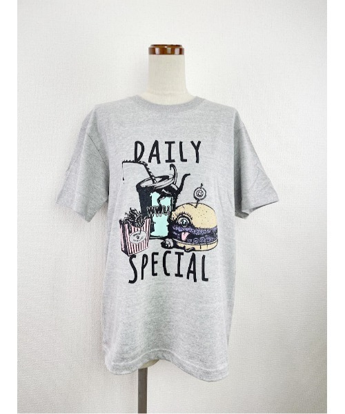 WORLD WIDE LOVE!(ワールドワイドラブ)の「デッドバガーセットTシャツ(Tシャツ/カットソー・レディース・グレイッシュブルー/トップグレー/オフホワイト・1)」の7枚目の写真