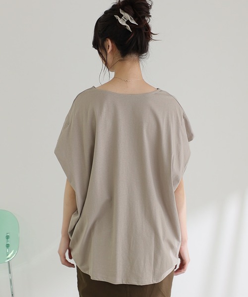 ElegChic(エレグシック)の「ショルダー タック フレンチスリーブカットソー(Tシャツ/カットソー・レディース・ネイビー/ホワイト/サーモンピンク/グレイッシュベージュ/ブラック・XL/4L/M)」の8枚目の写真