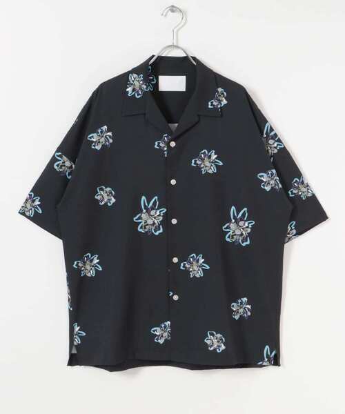 URBAN RESEARCH(アーバンリサーチ)の「URBAN RESEARCH iD フラワープリントオープンカラーシャツ(シャツ/ブラウス・メンズ・ブラック/ホワイト/グリーン・MEDIUM/LARGE)」の20枚目の写真