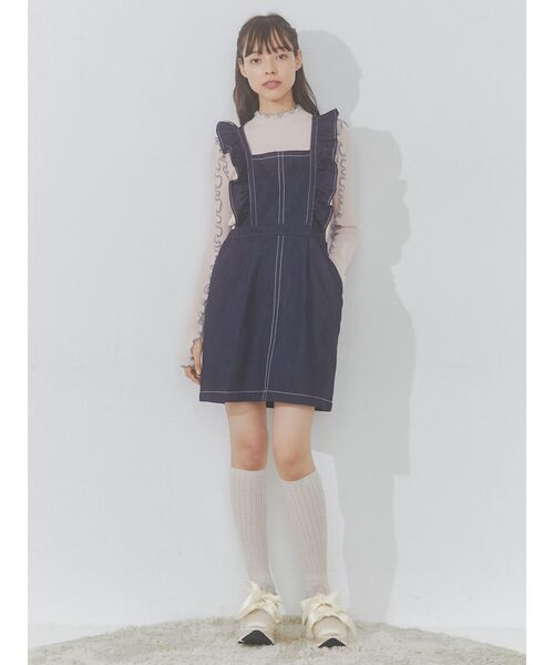 merry jenny（メリージェニー）の「2wayデニムフリルミニワンピース（ワンピース・レディース・インディゴブルー/ブラック・FREE）」の8枚目の写真
