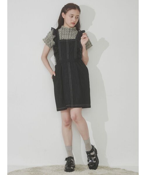 merry jenny（メリージェニー）の「2wayデニムフリルミニワンピース（ワンピース・レディース・インディゴブルー/ブラック・FREE）」の17枚目の写真