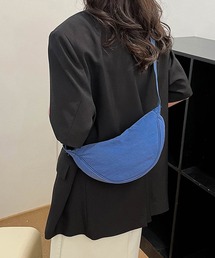 Amulet（アミュレット）の「ハーフムーンボディバッグ（ボディバッグ/ウエストポーチ）」