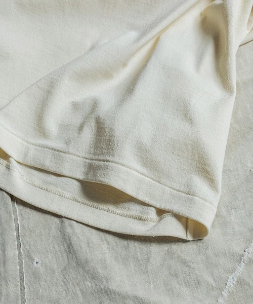 LIDNM（リドム）の「SILK BLEND TEE（Tシャツ/カットソー・メンズ・ホワイト系その他/ブラック系その他・SMALL/MEDIUM/LARGE）」の5枚目の写真