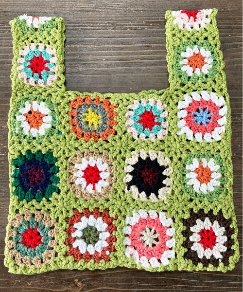 UP START(アップスタート)の「【Strawberry Vally】手編み 花柄 バッグ 大人カジュアル(トートバッグ・レディース・アイボリー/ブラック/グリーン・FREE)」の3枚目の写真