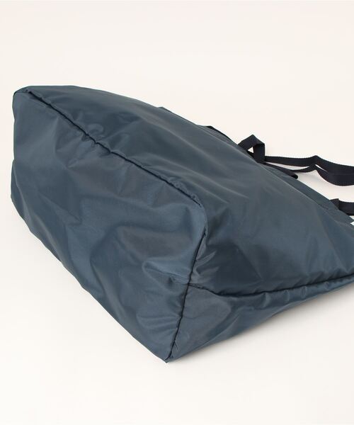 and it_（アンドイット）の「anello トイトート　2WAYトートバッグ（トートバッグ・レディース・ブラック系/ライトグレー系/ダークネイビー・FREE）」の7枚目の写真