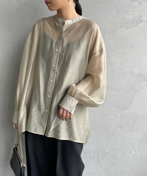 JF Ready Made（ジェイエフレディメイド）の「[Jf Ready Made/ジェイエフレディメイド] バックギャザー シアーシャツブラウス（シャツ/ブラウス・レディース・グレイッシュベージュ/ブラウン/グリーン/チャコール・F）」の3枚目の写真