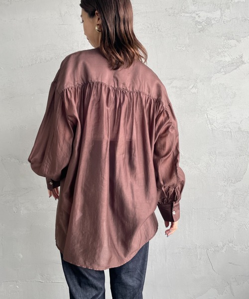 JF Ready Made（ジェイエフレディメイド）の「[Jf Ready Made/ジェイエフレディメイド] バックギャザー シアーシャツブラウス（シャツ/ブラウス・レディース・グレイッシュベージュ/ブラウン/グリーン/チャコール・F）」の10枚目の写真