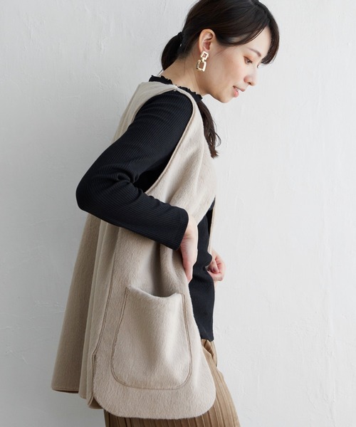 ikka（イッカ）の「ファーリバーシブルベスト（ダウンベスト・レディース・グレー/ベージュ・S/M/L）」の12枚目の写真