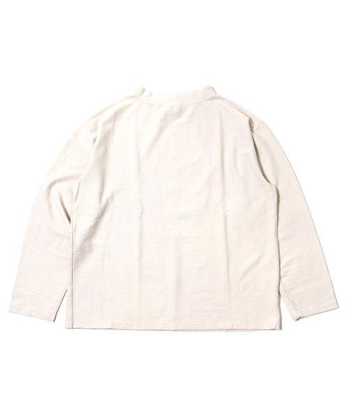 WALLA WALLA SPORT（ワラワラスポーツ）の「RIDGE MINI MOCK L/S TEE/ リッジ ミニ モック ロングスリーブ ティー（Tシャツ/カットソー・メンズ・ブラック系その他/アイボリー/ダークインディゴブルー/モカ/グレイッシュベージュ・LARGE/MEDIUM/X-LARGE/SMALL）」の2枚目の写真