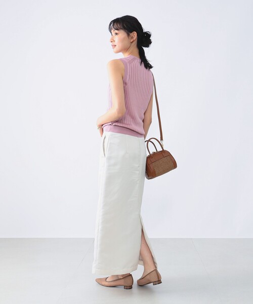 SLOANE（スローン）の「SLOANE × Demi-Luxe BEAMS / 別注 18ゲージ ワイドリブ シルク ノースリーブ ニット（ニット/セーター・レディース・ベージュ/ピンク・1/2）」の17枚目の写真