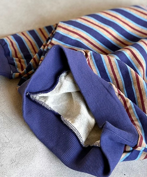 BIG FIELD（ビッグフィールド）の「ボーダースウェット（80～150cm）（スウェット・キッズ・チャコール/レッド/ブルー・150/110/100/95/80/140/90/130/120）」の7枚目の写真