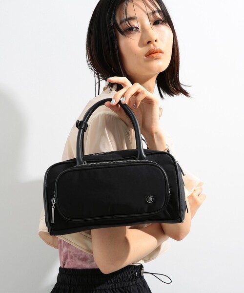 Ray BEAMS(レイビームス)の「BEAURE × Ray BEAMS / 別注 スクエア バッグ(ハンドバッグ・レディース・ブラック/ライトブルー・ONE SIZE)」の5枚目の写真