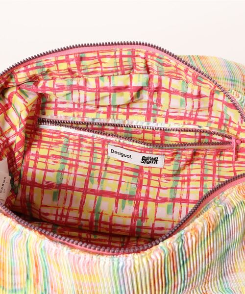 Desigual（デシグアル）の「【Desigual×Collina Strada】パステルチェック  ショルダーバッグ（ショルダーバッグ・レディース・マルチ・FREE）」の5枚目の写真