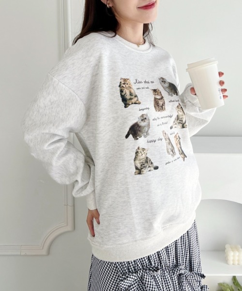 Loueme（ルエム）の「メニーキャットロゴプリントスウェットトップス（スウェット・レディース・グレー・M/XL）」の9枚目の写真