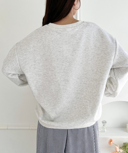 Loueme（ルエム）の「メニーキャットロゴプリントスウェットトップス（スウェット・レディース・グレー・M/XL）」の10枚目の写真
