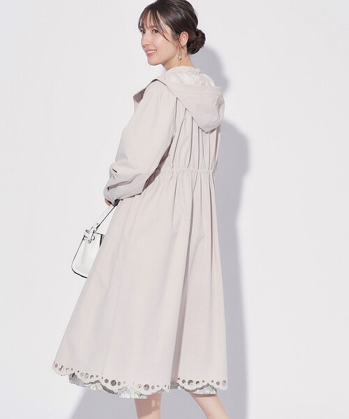 couture brooch（クチュールブローチ）の「◆【オトナの上品ロングマンパ】スカラ刺繍/愛されロングマウンテンパーカ（その他アウター・レディース・ネイビー/ナチュラル・42/38/40/36）」の5枚目の写真