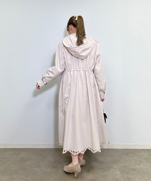 couture brooch（クチュールブローチ）の「◆【オトナの上品ロングマンパ】スカラ刺繍/愛されロングマウンテンパーカ（その他アウター・レディース・ネイビー/ナチュラル・42/38/40/36）」の17枚目の写真