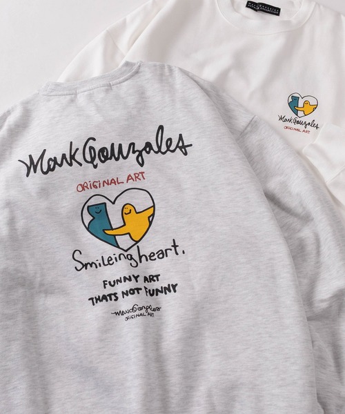 Mark Gonzales（マーク・ゴンザレス）の「【90】【Mark Gonzales / マーク ゴンザレス】別注 ハートモチーフ バックプリント 裏起毛 スウェット ユニセックス（スウェット・レディース・ブルー/イエロー/レッド/ホワイト/ピンク/グリーン系その他/グリーン系その他2/ブルー系その他/ピンク系その他2/ホワイト系その他/ブルー系その他2/イエロー系その他/ピンク系その他/ホワイト系その他2/イエロー系その他2/ライトグレー系1/ホワイト系/ホワイト系1/ブラック系/ブラック系1/ライトグレー系・L/M/XL）」の8枚目の写真