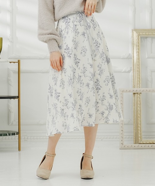 グログランリボン 花柄が綺麗❣️ バレッタ製作 ルルベちゃんスカート