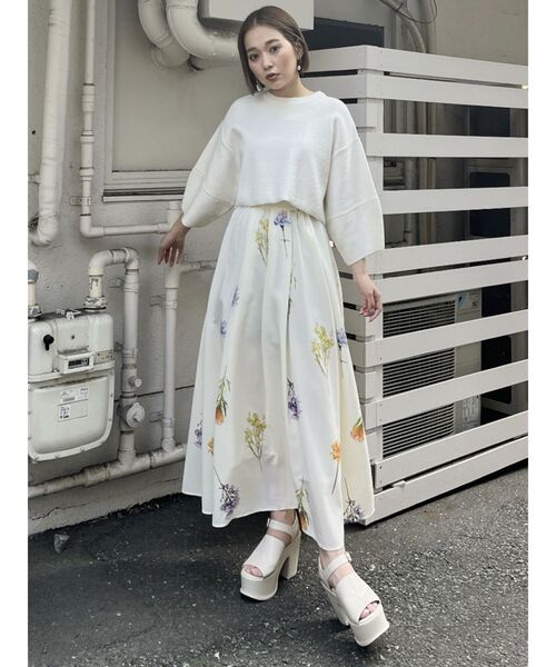 MURUA（ムルーア）の「ミラノリブボリュームスリーブニット（ニット/セーター・レディース・ホワイト/ブラック/ブルー・FREE）」の12枚目の写真