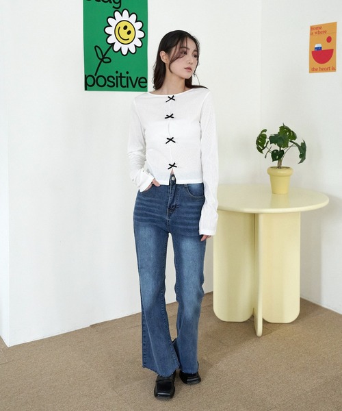 UNE MANSION(ユヌマンション)の「【レイヤードコーデおすすめ】フロントカットオフリボンラウンドTシャツカットソー(Tシャツ/カットソー・レディース・グレー/ブラック/ホワイト・FREE)」の7枚目の写真