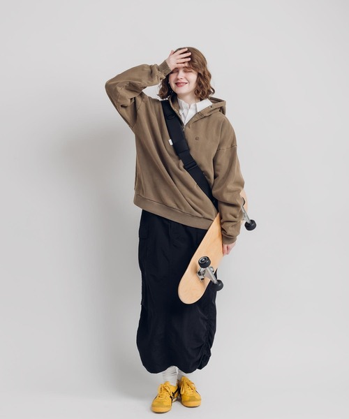 MUHET(ミュエータ)の「サイドドロストミリタリーカーゴスカート(スカート・レディース・カーキ/ブラック/ネイビー・MEDIUM/SMALL)」の9枚目の写真