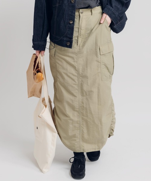 MUHET(ミュエータ)の「サイドドロストミリタリーカーゴスカート(スカート・レディース・カーキ/ブラック/ネイビー・MEDIUM/SMALL)」の15枚目の写真