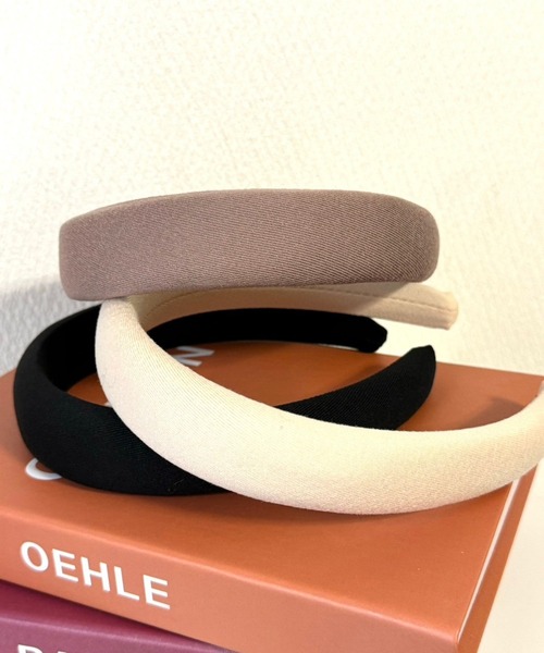 fiere（フィエール）の「ボリューム万能シンプルカチューシャ（カチューシャ・レディース・ブラウン/ブラック/ベージュ・FREE）」の8枚目の写真