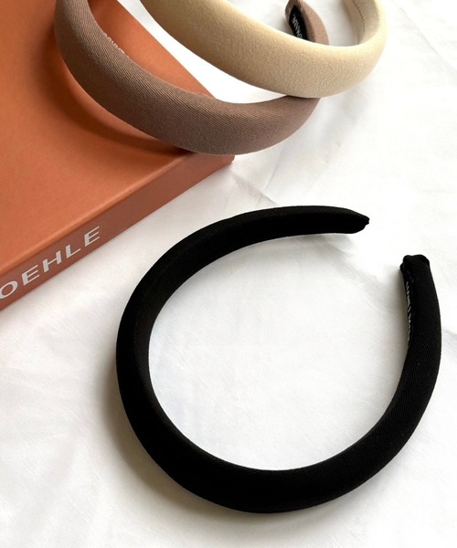 fiere（フィエール）の「ボリューム万能シンプルカチューシャ（カチューシャ・レディース・ブラウン/ブラック/ベージュ・FREE）」の9枚目の写真