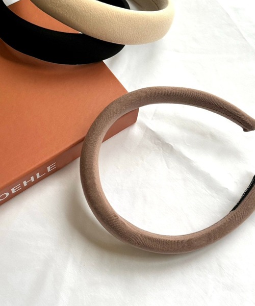 fiere（フィエール）の「ボリューム万能シンプルカチューシャ（カチューシャ・レディース・ブラウン/ブラック/ベージュ・FREE）」の10枚目の写真