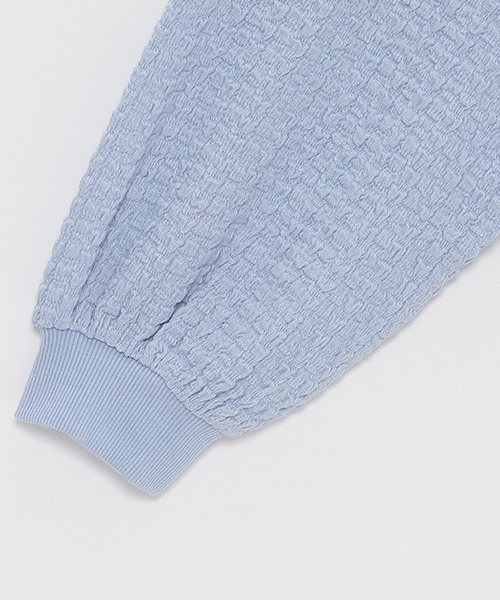 LOVETOXIC（ラブトキシック）の「【WEB・一部店舗限定】ポコポコ袖立体刺しゅうスウェット（スウェット・キッズ・サックスブルー/オフホワイト/ラベンダー・S/M/L）」の9枚目の写真