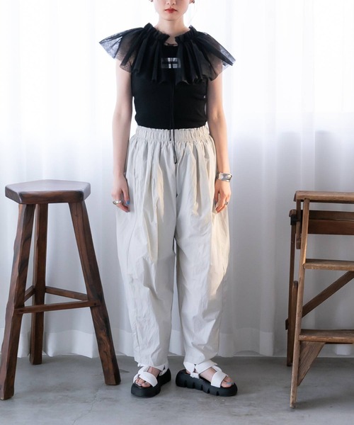 bohmal（ボマール）の「ナイロンタフタタックギャザーパンツ（その他パンツ・レディース・アイボリー/ピンク/ブラック・MEDIUM）」の7枚目の写真