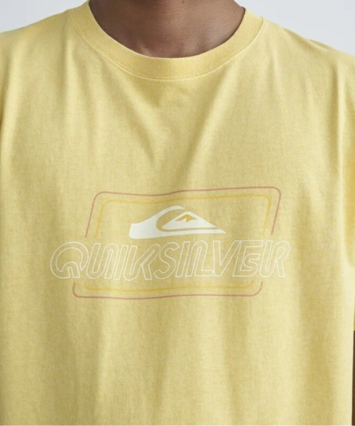 Quiksilver（クイックシルバー）の「LINE BY LINE ST/クイックシルバー半袖ロゴTシャツ（Tシャツ/カットソー・メンズ・グリーン/ホワイト/イエロー/チャコールグレー・LARGE/MEDIUM/X-LARGE/SMALL）」の11枚目の写真