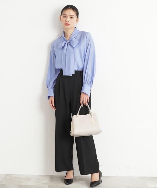 OPAQUE.CLIP（オペークドットクリップ）の「◆≪美人百花掲載≫ ヴィンテージシアーボウタイブラウス【洗濯機洗い可】（シャツ/ブラウス・レディース・ピンク/アイボリー/ライトブルー・36/38/40/42）」の4枚目の写真