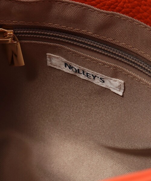 NOLLEY’S（ノーリーズ）の「ヒネリ金具レザーバッグ（ショルダーバッグ・レディース・オレンジ/ホワイト/ブラック・FREE）」の6枚目の写真