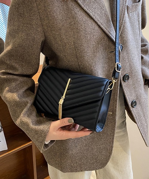 人気商品・限定商品ばかりの「超得 半額福袋」が販売開始 セール】タッセル ショルダーバッグ（ショルダー キルティング バッグ