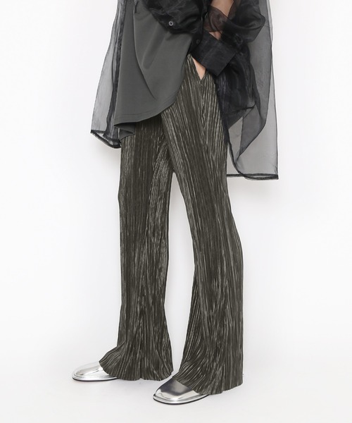 PUNYUS（プニュズ）の「クリスタルプリーツフレアパンツ（その他パンツ・レディース・カーキ/ネイビー・1/2/3/4）」の21枚目の写真