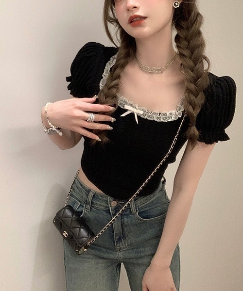 gossip!ロサンゼルス(ゴシップロサンゼルス)の「レースアップラウンドネックパフスリーブ Tシャツ(Tシャツ/カットソー・レディース・ホワイト/ブラック・FREE)」の2枚目の写真