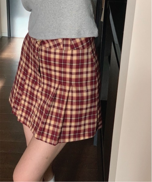 by muni:r（バイ ムニール）の「ギークチェックプリーツスカート