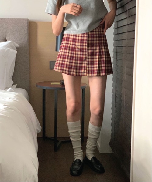 by muni:r（バイ ムニール）の「ギークチェックプリーツスカート（スカート・レディース・ブラウン/グリーン/レッド・SMALL/MEDIUM）」の14枚目の写真