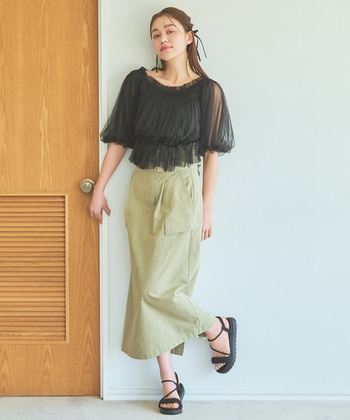 mysty woman（ミスティウーマン）の「チュールギャザーブラウス　120976（シャツ/ブラウス・レディース・グレイッシュブルー/アイボリー/ブラック・FREE）」の8枚目の写真