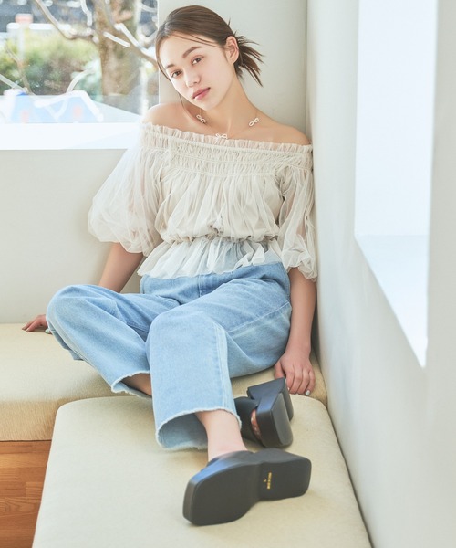 mysty woman（ミスティウーマン）の「チュールギャザーブラウス　120976（シャツ/ブラウス・レディース・グレイッシュブルー/アイボリー/ブラック・FREE）」の10枚目の写真