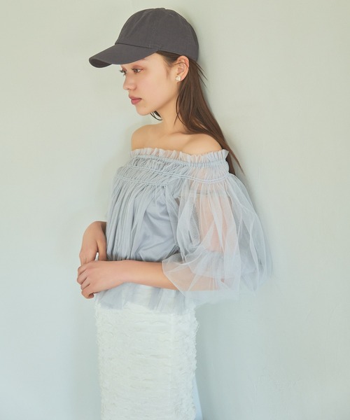 mysty woman（ミスティウーマン）の「チュールギャザーブラウス　120976（シャツ/ブラウス・レディース・グレイッシュブルー/アイボリー/ブラック・FREE）」の6枚目の写真