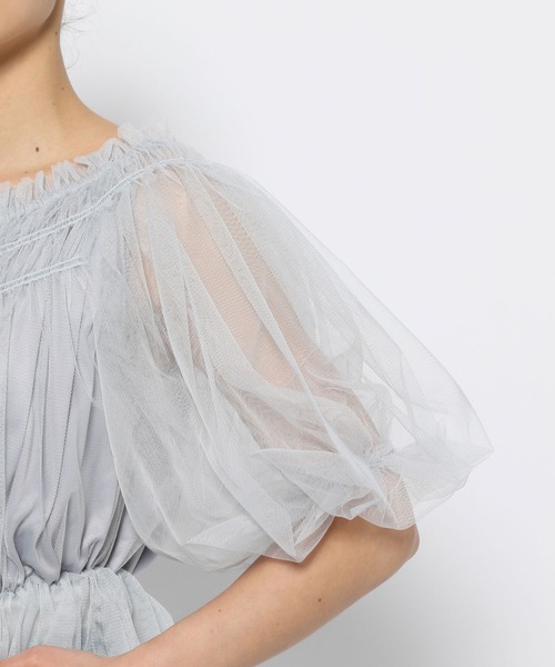 mysty woman（ミスティウーマン）の「チュールギャザーブラウス　120976（シャツ/ブラウス・レディース・グレイッシュブルー/アイボリー/ブラック・FREE）」の17枚目の写真