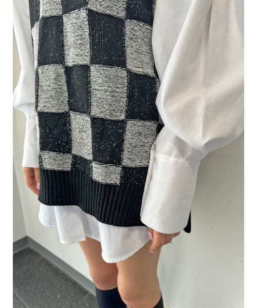 EGOIST（エゴイスト）の「ブロックチェックニットベスト（ベスト・レディース・グレー/マルチ/ブラック・FREE）」の11枚目の写真