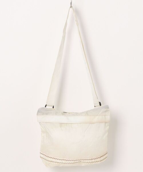 PUEBCO（プエブコ）の「VINTAGE HEAVY PARACHUTE SHOULDER POUCH（ショルダーバッグ・メンズ・ホワイト/オレンジ・ONE SIZE）」の6枚目の写真