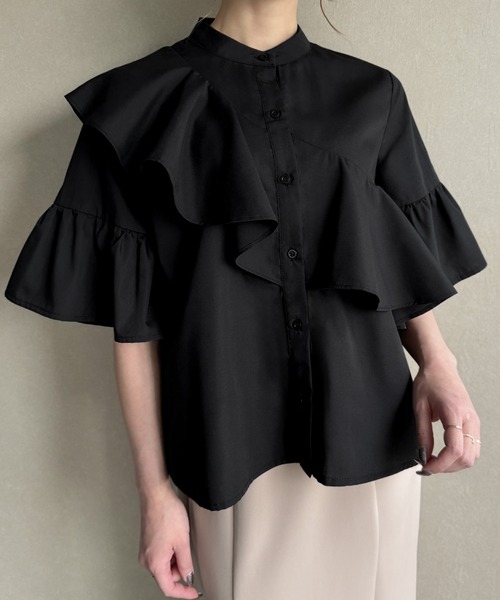 ラッフルデザインシャツブラウス