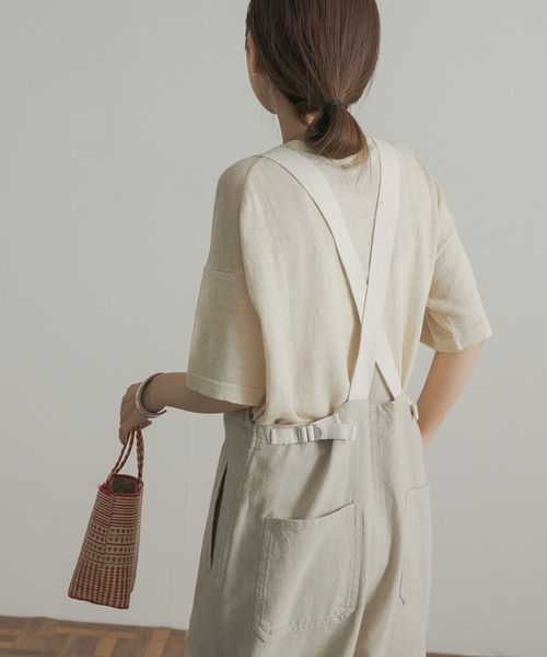 URBAN RESEARCH DOORS（アーバンリサーチドアーズ）の「『UVカット』リネンボートネックニット（ニット/セーター・レディース・ナチュラル/チャコールグレー/グリーン・MEDIUM）」の10枚目の写真