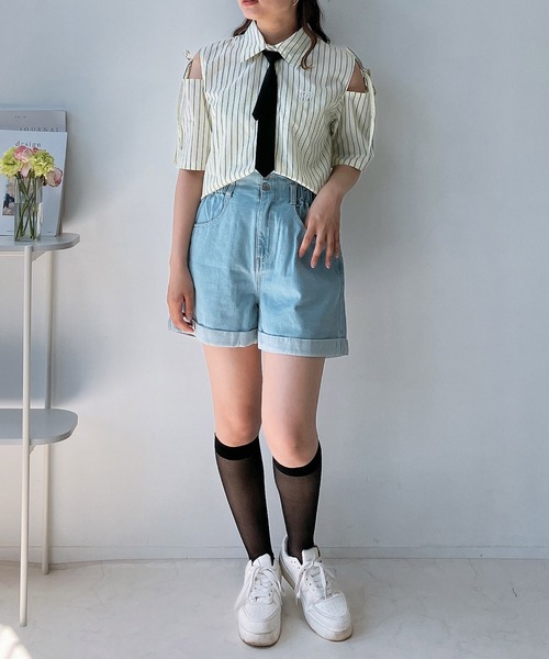 AS KNOW AS plus（アズノゥアズプラス）の「◎ネクタイ付き 肩スリット袖リボンショート丈シャツ（シャツ/ブラウス・レディース・オフホワイト/サックスブルー系/イエロー系・FREE）」の19枚目の写真